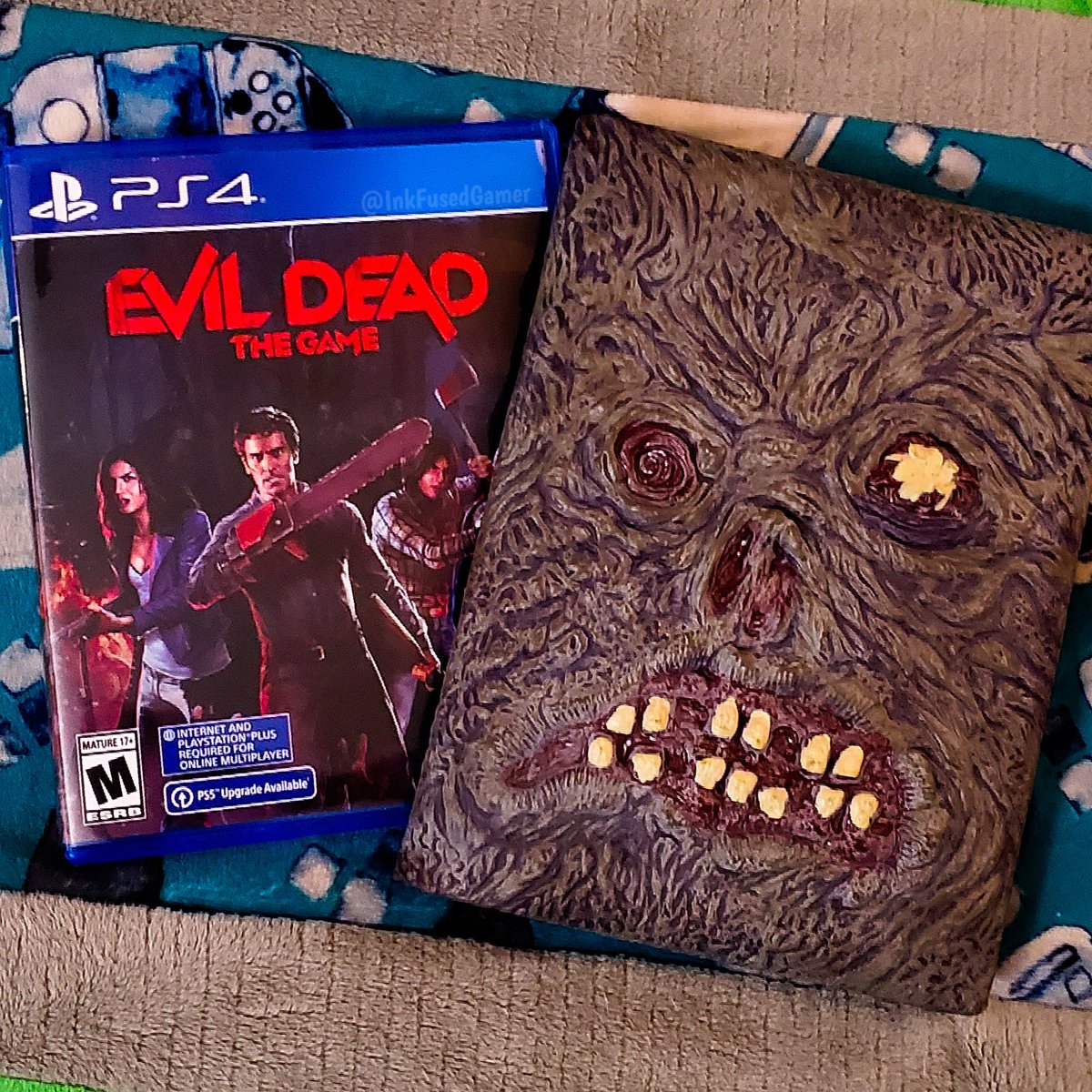 One of the current multi-player games I'm playing;
Evil Dead the Game!

#multiplayer #multiplayergaming #evildead #brucecampbell #Necronomicon #ps4 #groovy #deadite
