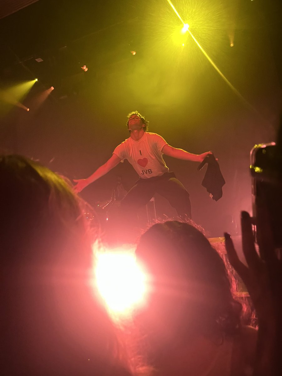 Garretthoughts's tweet photo. @JoeyValence sorry i had a better photo mb https://t.co/RcOOh8BKHv