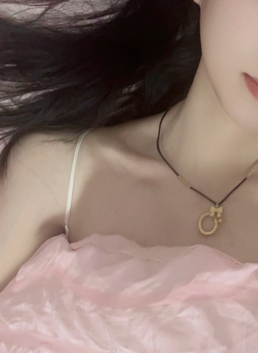 要不要让老婆来帮你吃🐔