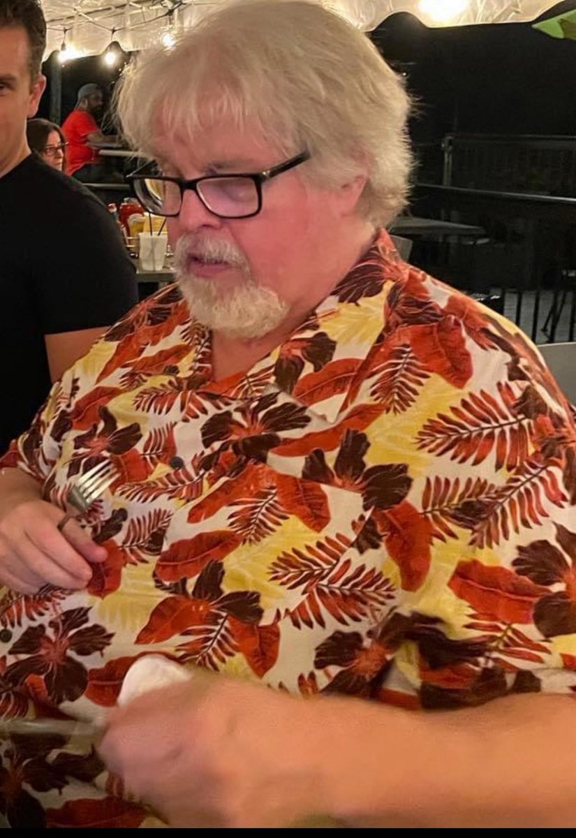 bustone_mike's tweet photo. Jumbo with a detailed account n how to inhale a burger. He should do a cameo for this. What a fat fuckin slob. #EAD #GFY #FatBastard #LardAss #FeedMe #NotoriousPIG #ShalerSlob https://t.co/wSya9IUvoV