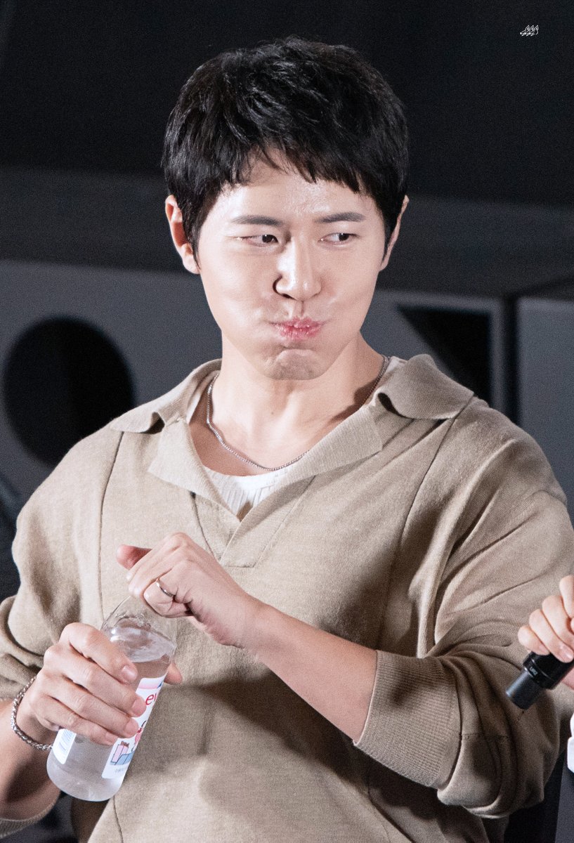 250925 영화 보스 스페셜 GV

이규형