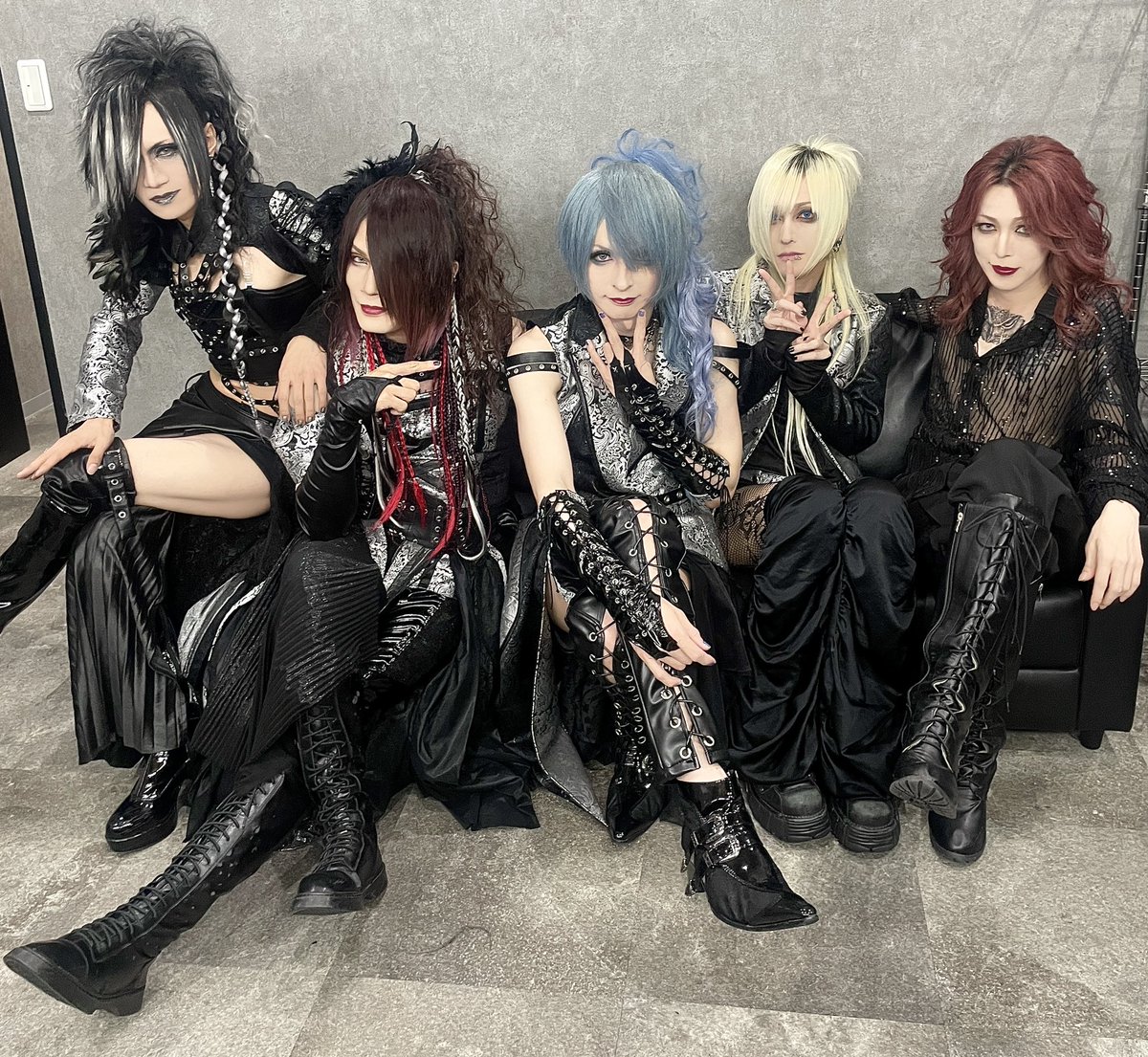 邦楽 zeke deux / Schwarze Rose Zeke Deux、今後の展開をいろいろと発表! | club Zy.