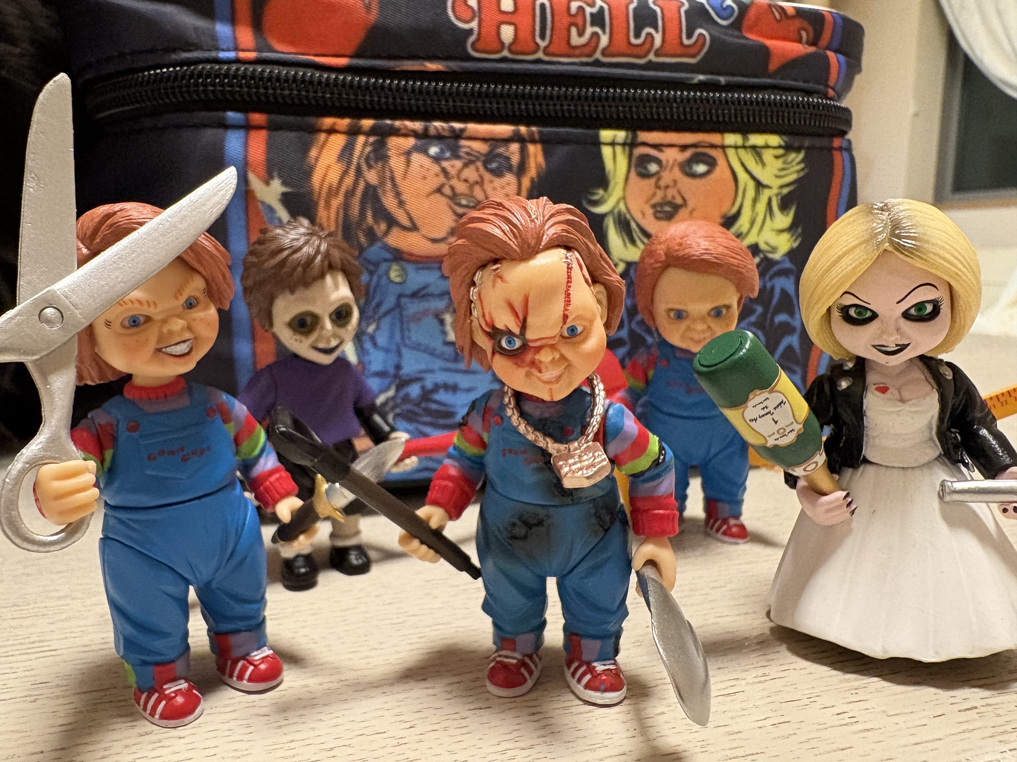 チャイルドプレイ - Cerca / X