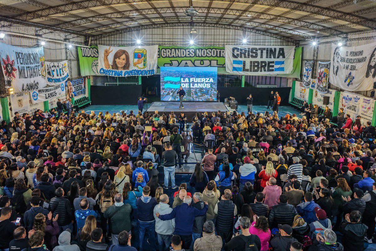 El triunfo histórico del peronismo en Lanús es el triunfo de una generación política que va a volver a gobernar la Argentina.

Tenemos la fuerza que necesitamos para frenar a Milei.

El 26/10 hagamosle frente en las urnas con la lista que encabeza <a href="/JorgeTaiana/">Jorge Taiana</a> 

#CristinaLibre✌️