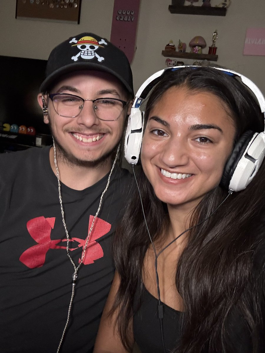 LoveandLevels's tweet photo. Time for more DS3!!!! Let’s hope Madi remembers the buttons!!
Link in bio or at https://t.co/XWs7fymr81
#twitch #twitchstreamer #couples #couplegamers #couplestream #coupleswhogame #discord #streaming #gamers #videogames #liveontwitch #twitchaffiliate #TheFireKeepers https://t.co/UAxFWjS7nA