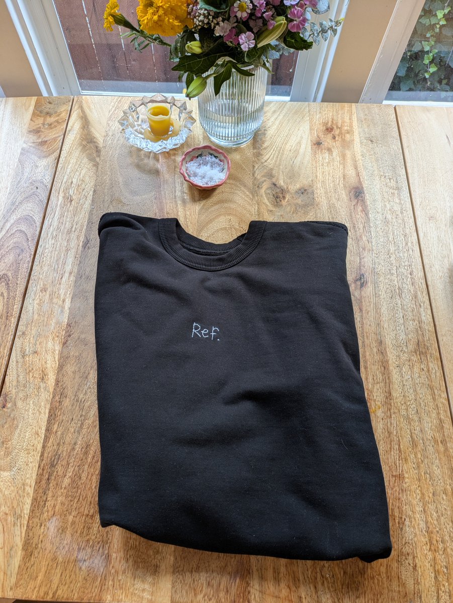 reactiverobot's tweet image. 🚨 new Ref merch drop 🚨

limited edition 1 of 1