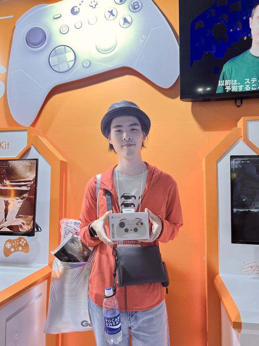 GuliKitDesign's tweet image. Day 2 at TGS2025! Fresh energy, new faces—thank you to everyone who’s stopped by our booth so far. Don’t miss today’s onsite lucky draw at 4PM JST. See you there! #TGS2025 #東京ゲームショウ #GuliKit