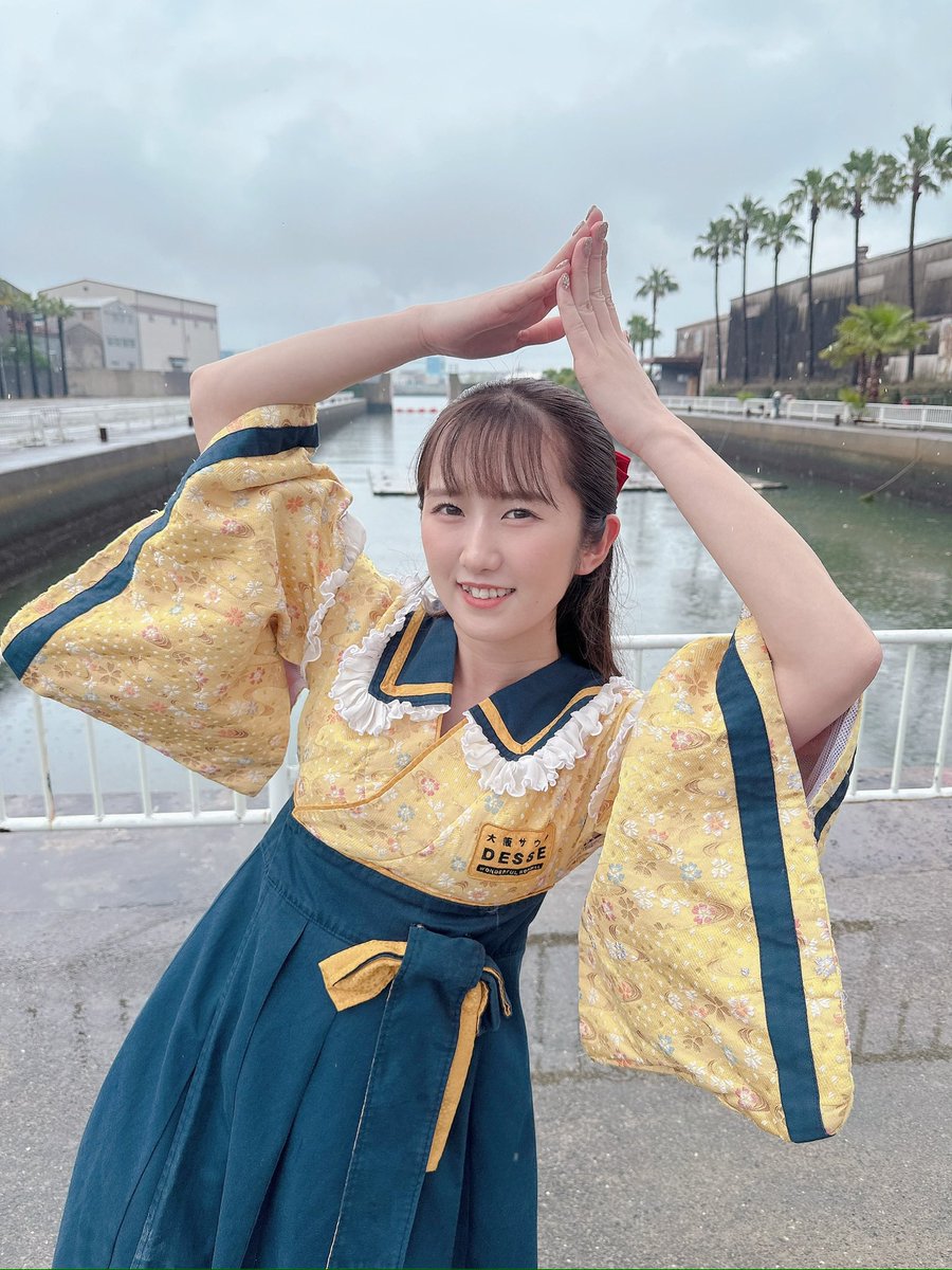 king_of_nami's tweet photo. おはようございます👑🌞

いよいよ明日から2日間！
DESSE初主��大型フェス！
大阪サウンドバース開催🎉

ネパドルステージデビュー駆けつけてくれるとうれしいです！黄色いサイリウムフリフリしてね〜💛☺︎

ほかにもフェスまるごと楽しんでね😍

新曲も！おたのしみに！ https://t.co/yE8NTRFboh