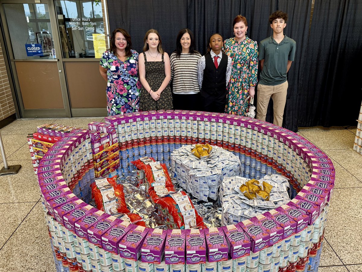 The JMCSS Malesus STEM Innovation Toyota EM2 Student Team took home the "Best Meal" award at the RIFA Canstruction competition with their 🥓 and egg 🍳 design made completely from breakfast foods! 

Titled "Sunny Side Up" — already winning; just opened last semester. #chooseUS
