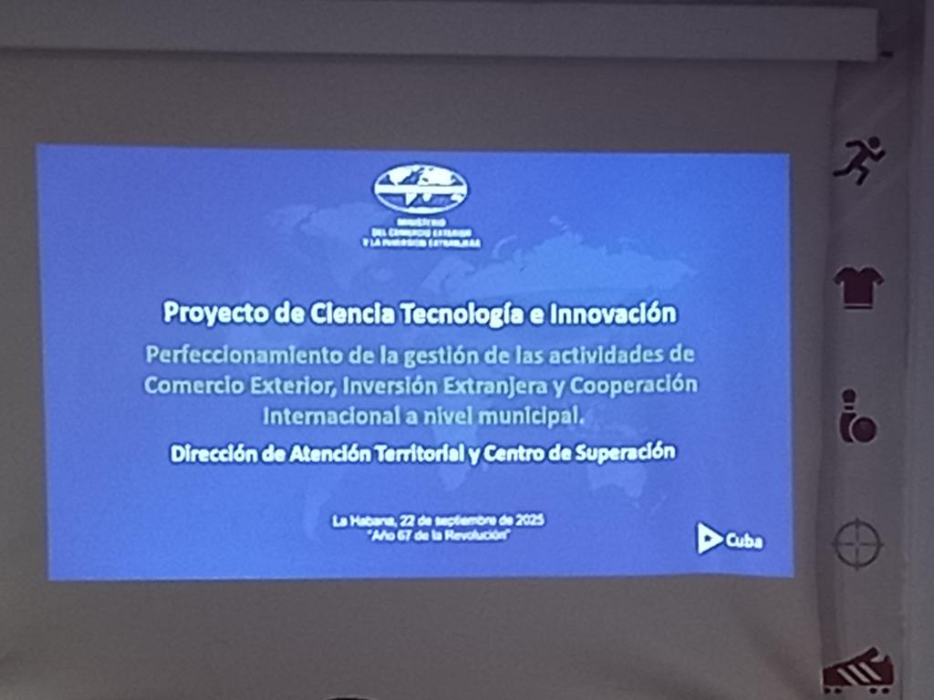 edua_acosta93's tweet image. Participamos el taller impartido por el #MINCEX sobre Perfeccionamiento de las gestion de la actividad de Comercio Exterior e Inversión Extranjera a nivel municipal, donde 24 Intendentes tuvimos la oportunidad de compartir experiencias #PorCuba #Cuba #Artemisa