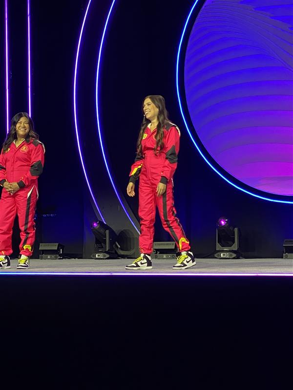 officialcdocs's tweet image. DS World is off to an incredible start! We kicked off the day with a series of presentations from the CDOCS family on the main stage, and the learning and excitement continued all day in the breakout sessions.

#cdocs #dsworld2025 #dentistry #learning