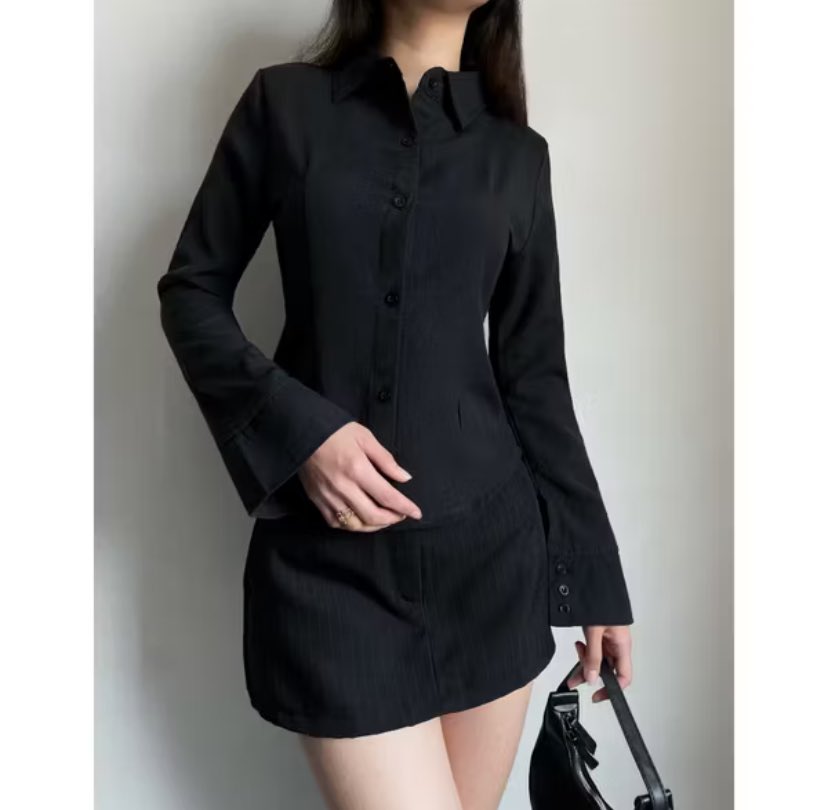 caachuuw's tweet photo. WTS! Wear Sarey Fitted Shirt XL Black 90k https://t.co/1j48h1k3nh