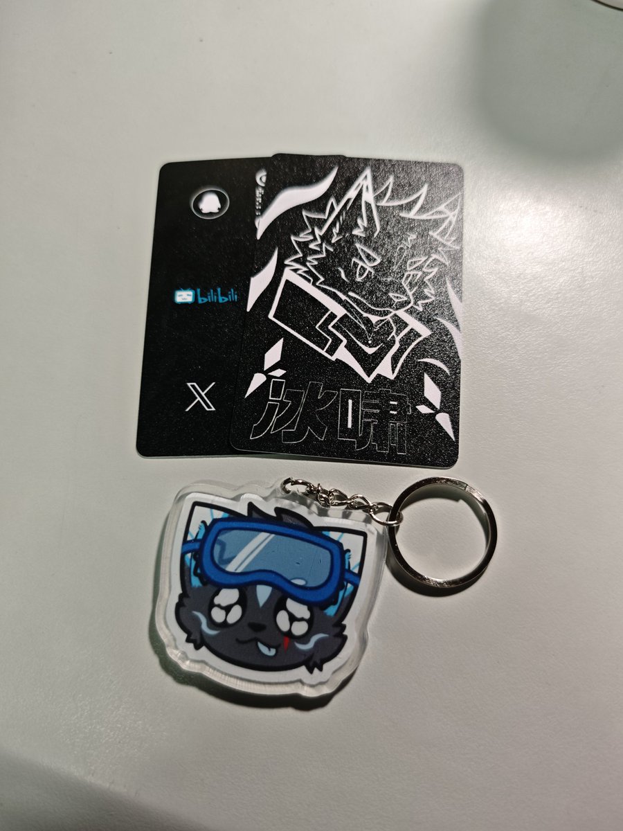 国庆节会去参加重生兽聚！应该会以这个形象出毛！求转发眼熟🥺
以及欢迎找我爆物料🥺❤️