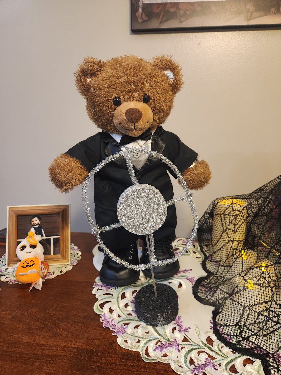 Teddy Bear Lucas the lounge singer! 🎶🎵
#teddybearlucas