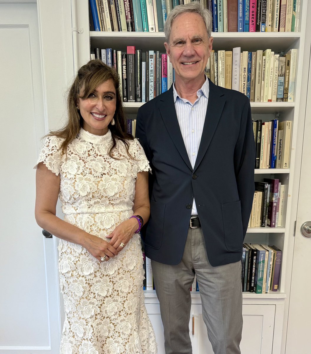 Thank you to New York University Dean Knott, Provost Georgina Dopica and Vice Provost McIlwain for hosting me today! I look forward to our future engagement 📚