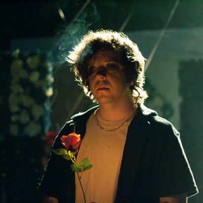 when I say so, let the dream go 🕯️
Fool’s Gold music video Friday 12pmEST