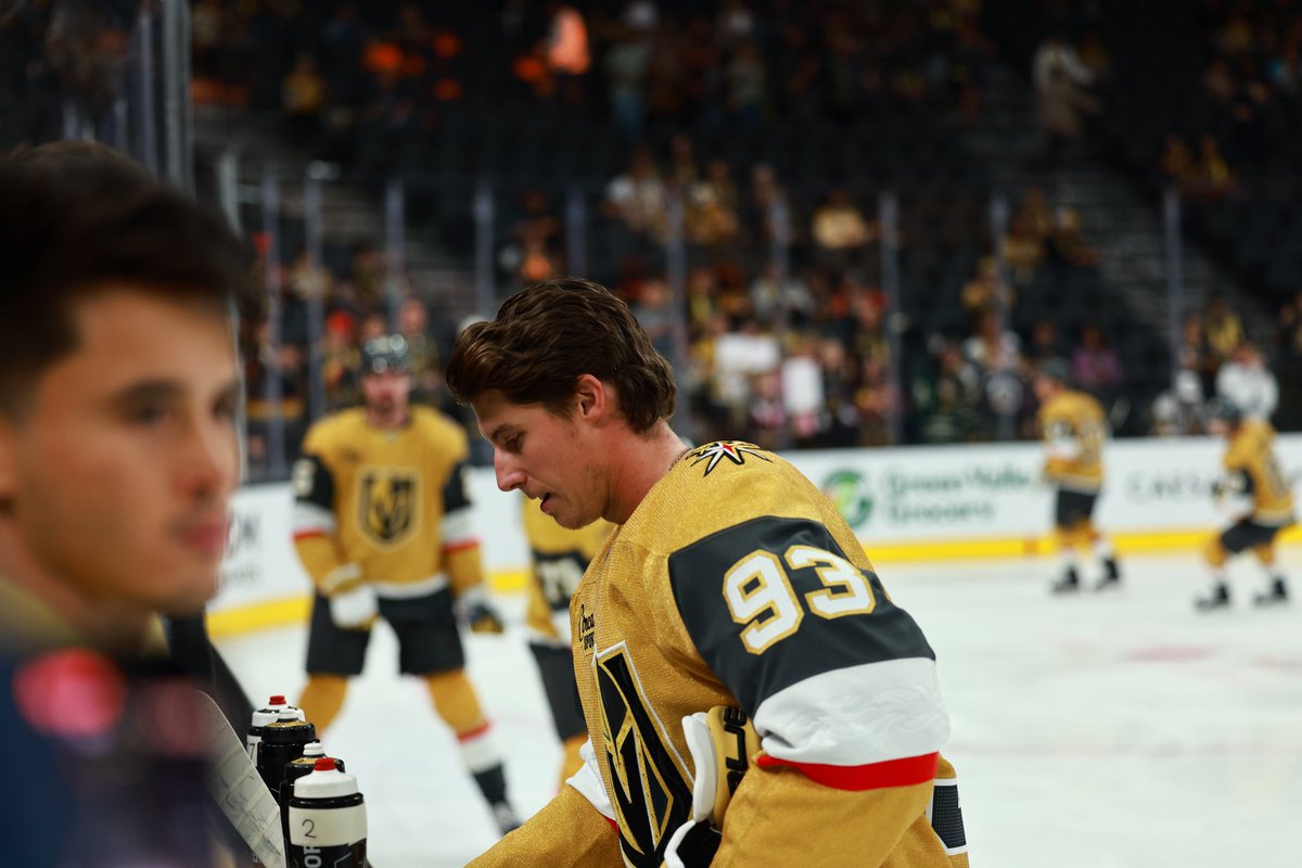 M̶a̶r̶n̶e̶r̶ ̶M̶a̶g̶i̶c̶ Magic Mitch ✨

(via <a href="/NHL/">NHL</a>)