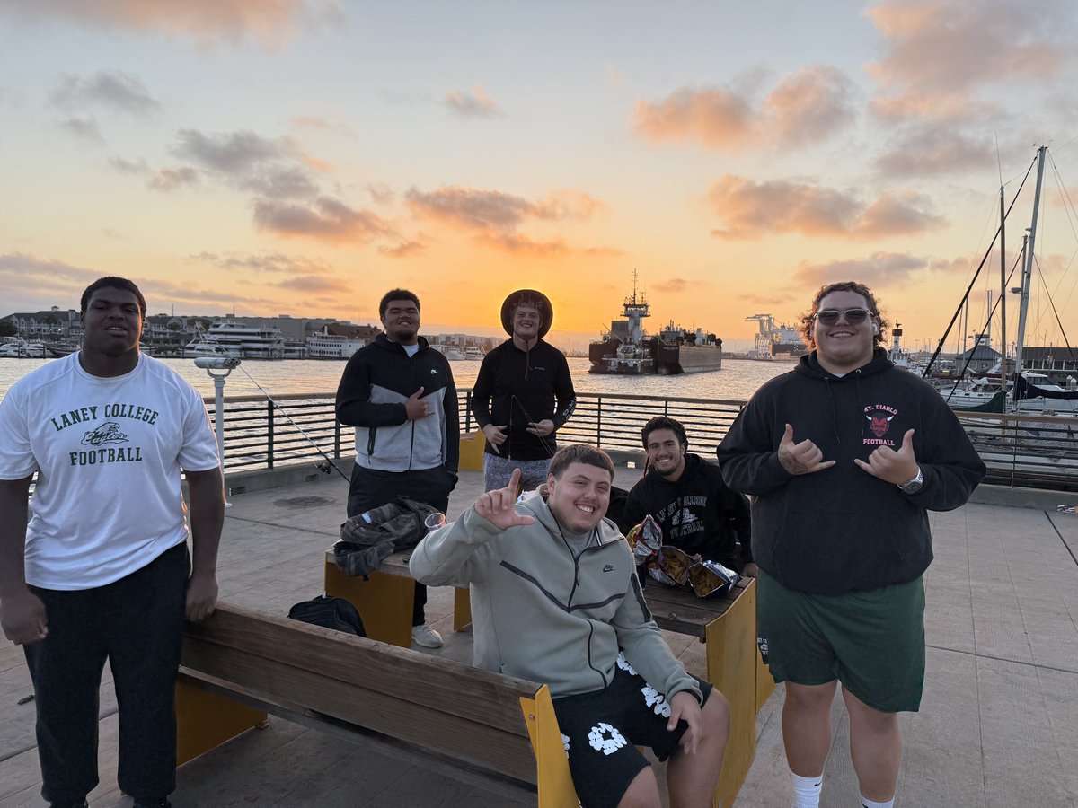 Laney guys out fishing tonight! Different at the nest!!! <a href="/CoachJHaag/">Jeff Haagenson</a> has all the good spots!!!