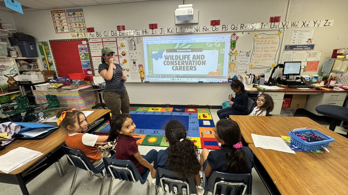 JLopez_BSS's tweet image. Thank you Park Ranger May! We had a wonderful time learning about wildlife, conservation and migration! Unforgettable experience! Rising Stars: Sassy Scorpions 🦂 @BSybert_Prek8 @YCarrasco_AA @akins_leslie
#TeamSISD