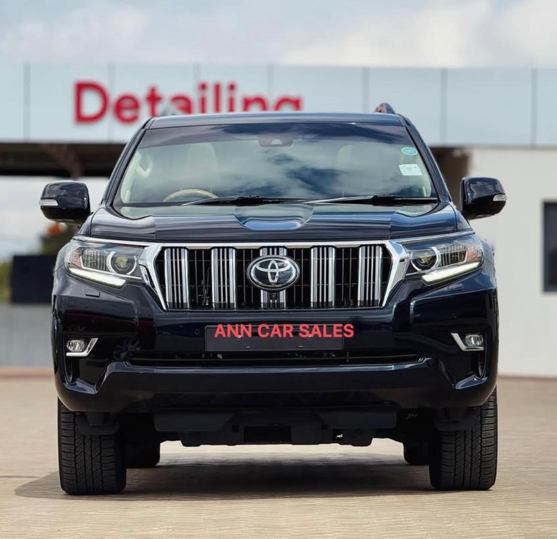 eagle3654's tweet image. HERE  &amp;amp;   NOW   
Selling TOYOTA LAND CRUISER PRADO VXL

YOM: 2021
RATING: 2800CC
COLOUR: ATTITUDE BLACK METALLIC
MILEAGE: {23,9**KMS}
Kes.9,950,000/=
FOR ENQUIRIES CALL/WHATSAPP ANN📲 *0714380000 
•2800cc Turbo-charged Diesel Engine
   #Krusaders #Kuture #BBNaija #BBNaijaS10