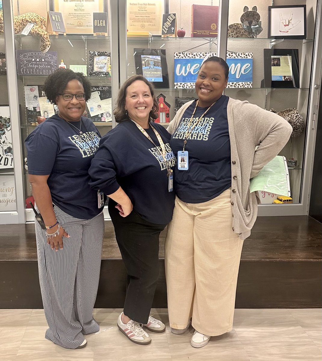 I game Night at ⁦<a href="/OLE_Leopards/">Leonard Elementary</a>⁩ .  AP partner power!!!