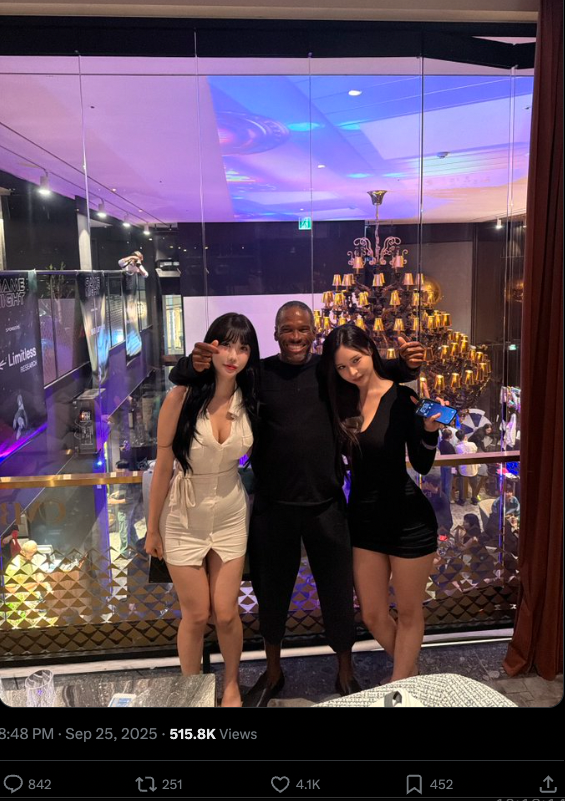 Pro tip for men 
 
Never talk about how rich you are
Never talk about crypto
Never show off
Never talk about the markets
Never talk too detail about your work
 
If you use any points above, you are just masking your flaws.

Rizz them with your charm
2nd date, wear slippers
Be a