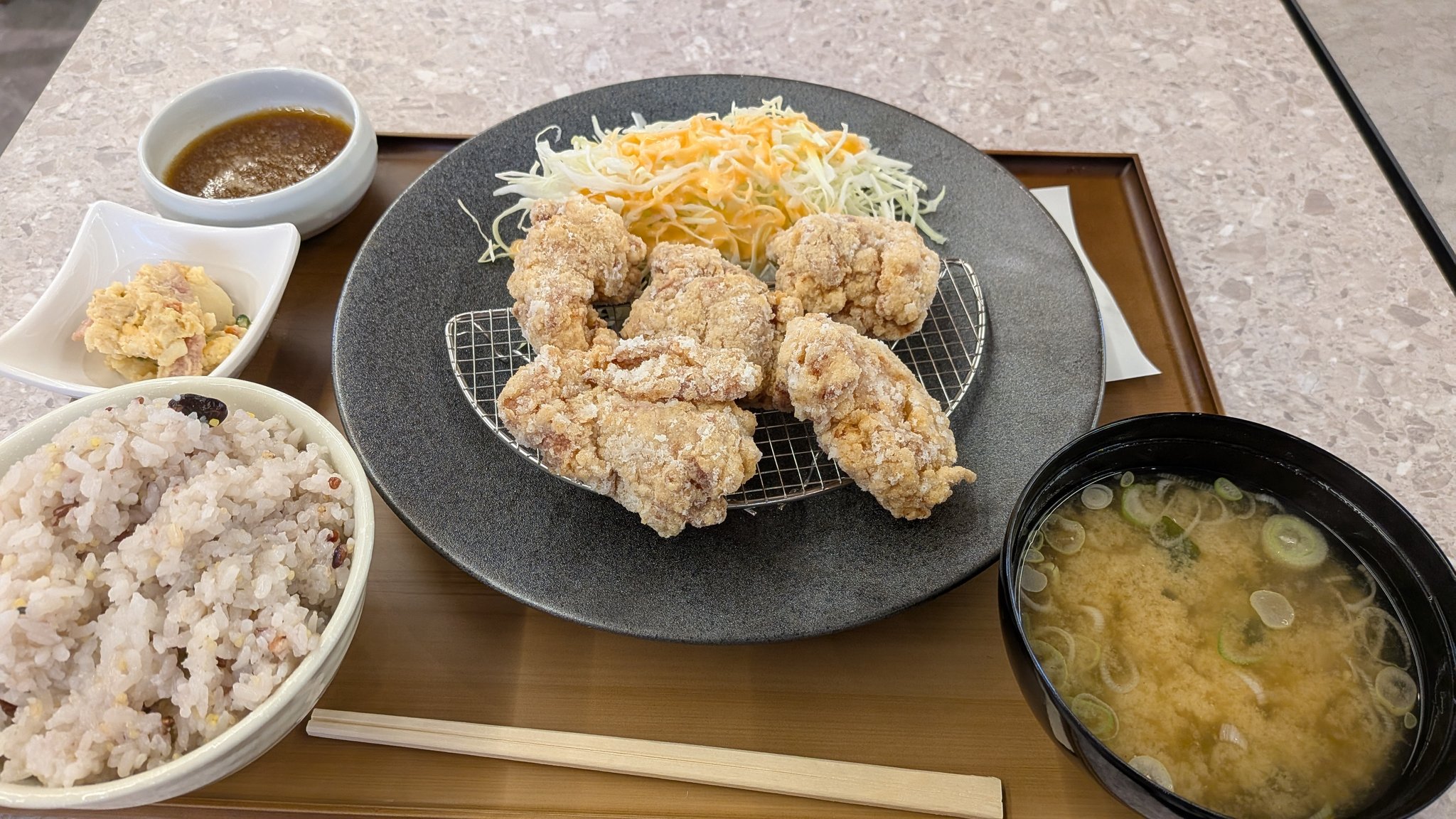 今年最後の出品です❗️半月、ネスカフェ、お菓子、切り餅、食品、サッカーボール Felicitations!》ズッカ (@zucca2438) / X