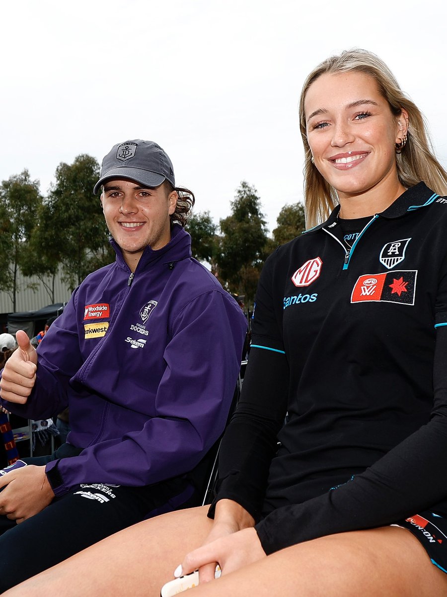 Fremantle Dockers tweet media