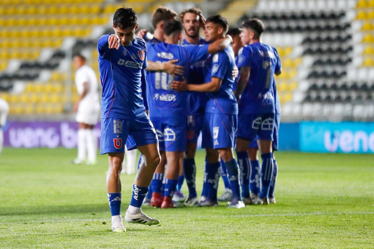 danipoblete7's tweet photo. Si no se sufre no es la U…
A semifinales CTM!!

#VamosLaU 💙❤️🦉 https://t.co/DLEYhMUcuG