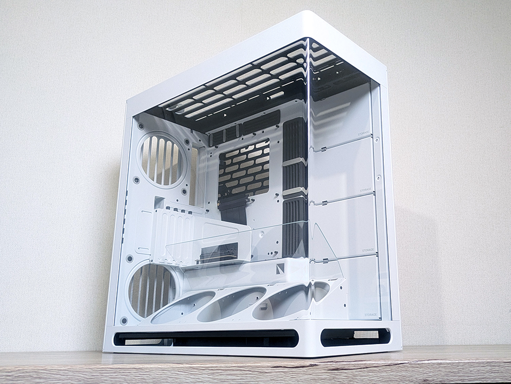 toru_mod_pc's tweet image. HAVNさんからHS420 VGPUのサンプルが届いた🧐
ほんとによく考えられたPCケースです👍
#HAVN #HS420 #自作PC