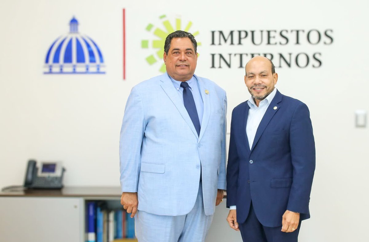 Colegio de Notarios tweet media