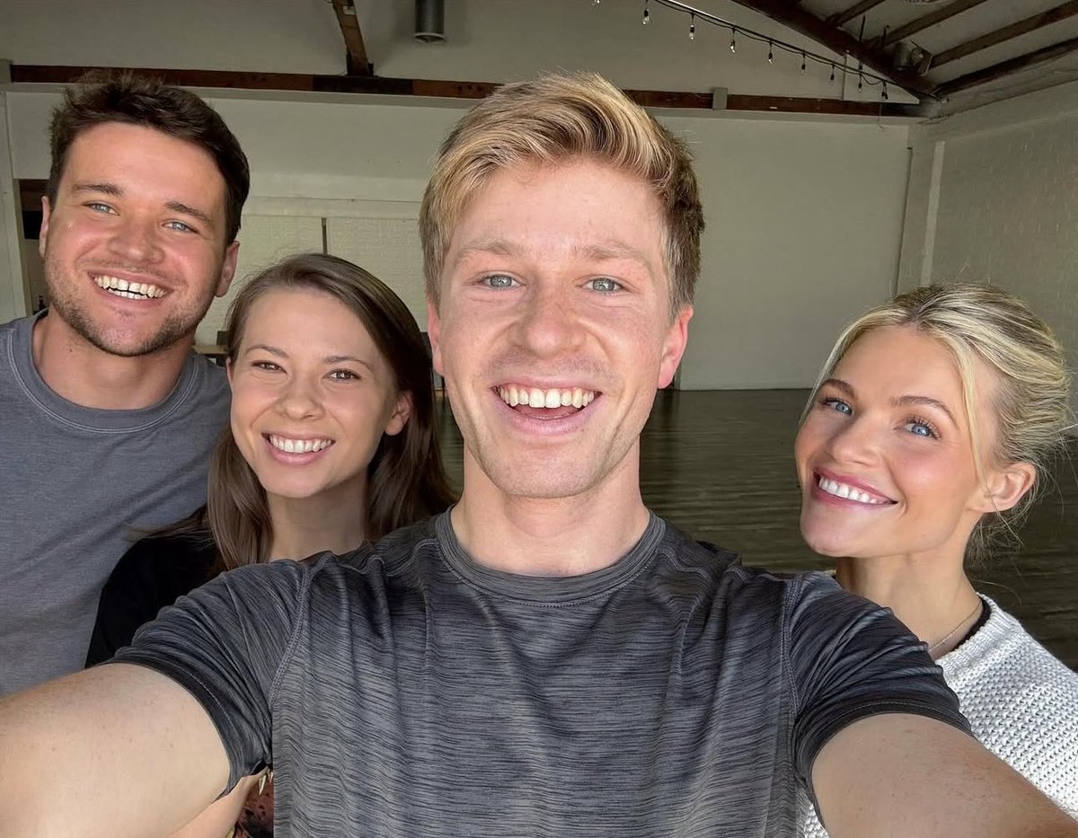 Robert Irwin tweet media
