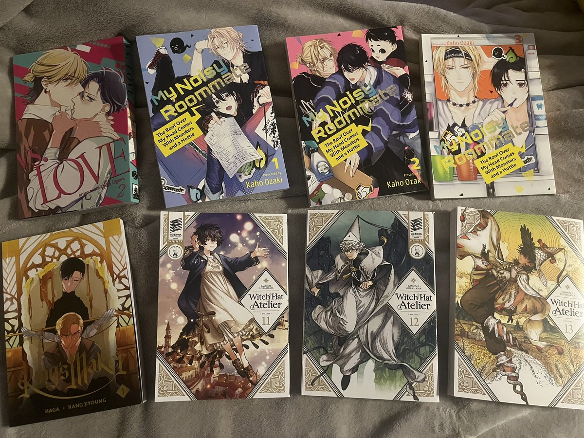 I went book shopping ^^