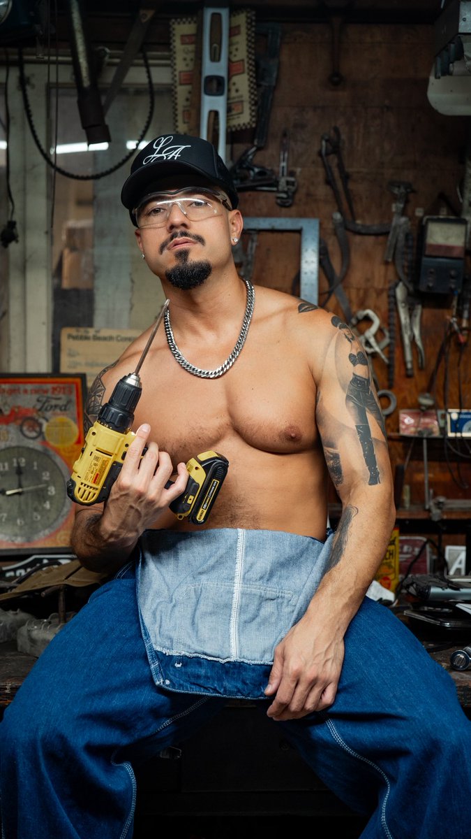Built in The Body Shop. 🛠️ Raime is wearing our new Script Trucker in Smog. 🖤 Part of our Body Shop Collection. 🔗 Available now in the shop