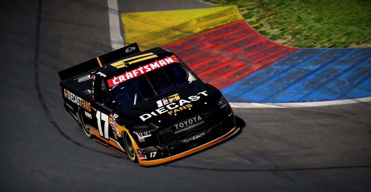 Elite_eSports17's tweet photo. MVRL - Watkins Glen 

So close to a win but got ran off track… still a great night for the team! 

Race Results: 
2nd - @Kirker_24 
4th - @JWishon22 

#TeamElite | #iRacing https://t.co/g1epIb345p