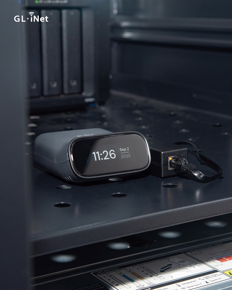 GLiNetWiFi's tweet image. Simplify your Comet Pro setup with the PoE Splitter

Enable Power over Ethernet capabilities along with your network link with just the PoE Splitter accessory.
Avaliable now to add-on through our Comet Pro Kickstarter!

🚀Get Yours Today🚨:link.gl-inet.com/post250926b

#GLiNet…