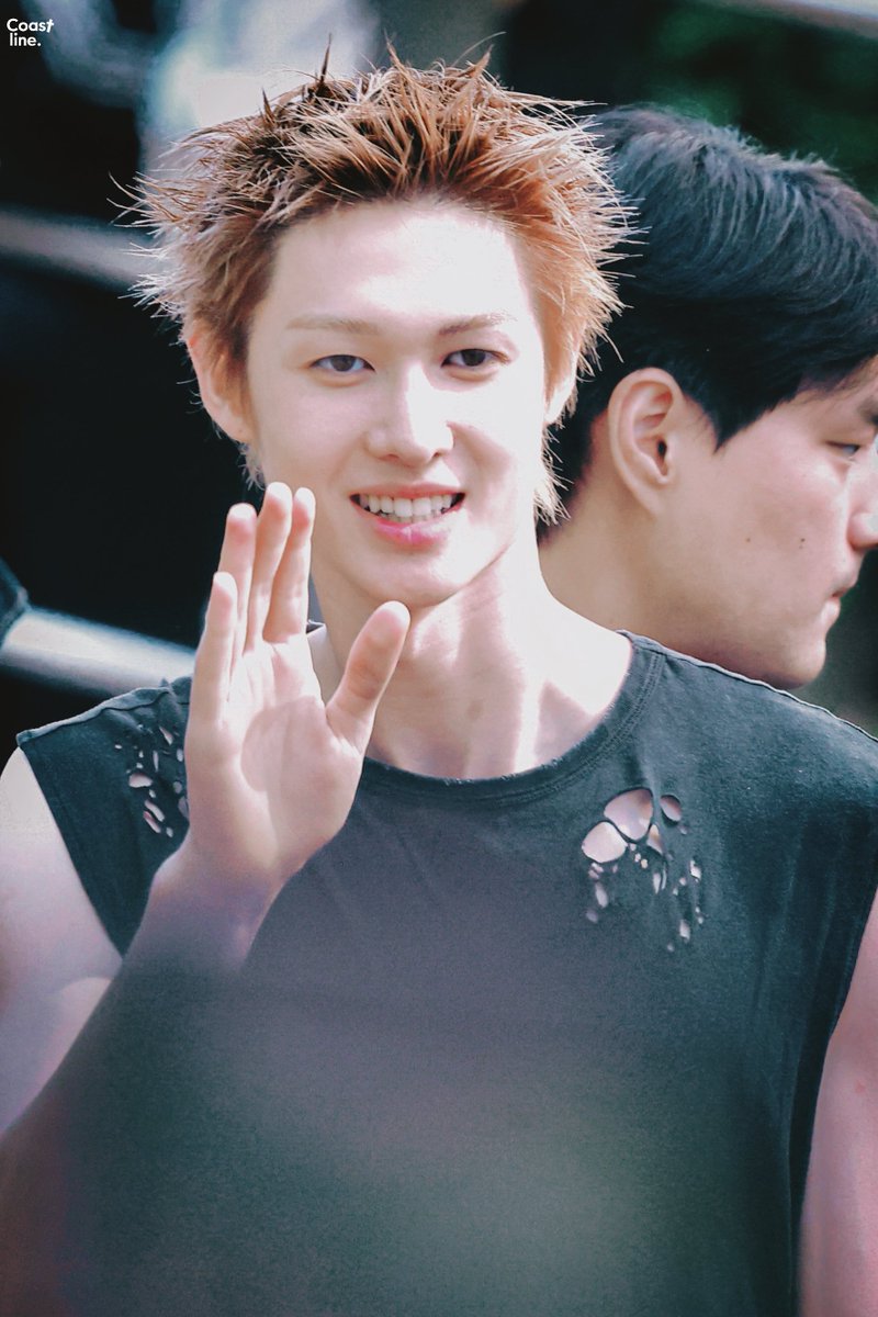 250926 뮤뱅 재출근 

#MARTIN #마틴  
#CORTIS #코르티스