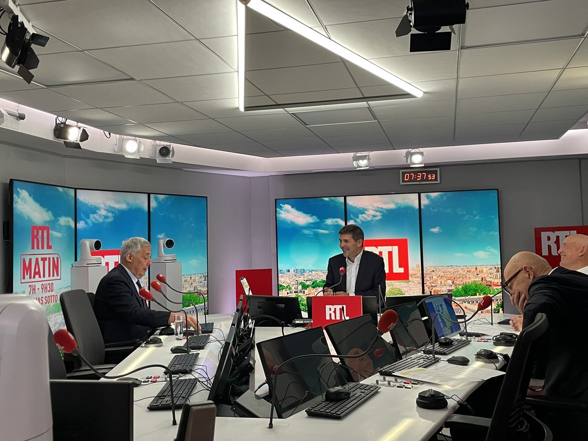 🔴 <a href="/RTLFrance/">RTL France</a> : <a href="/ThomasSotto/">Thomas Sotto</a> reçoit ce matin <a href="/Guaino_Henri/">Henri Guaino</a> #RTLMatin