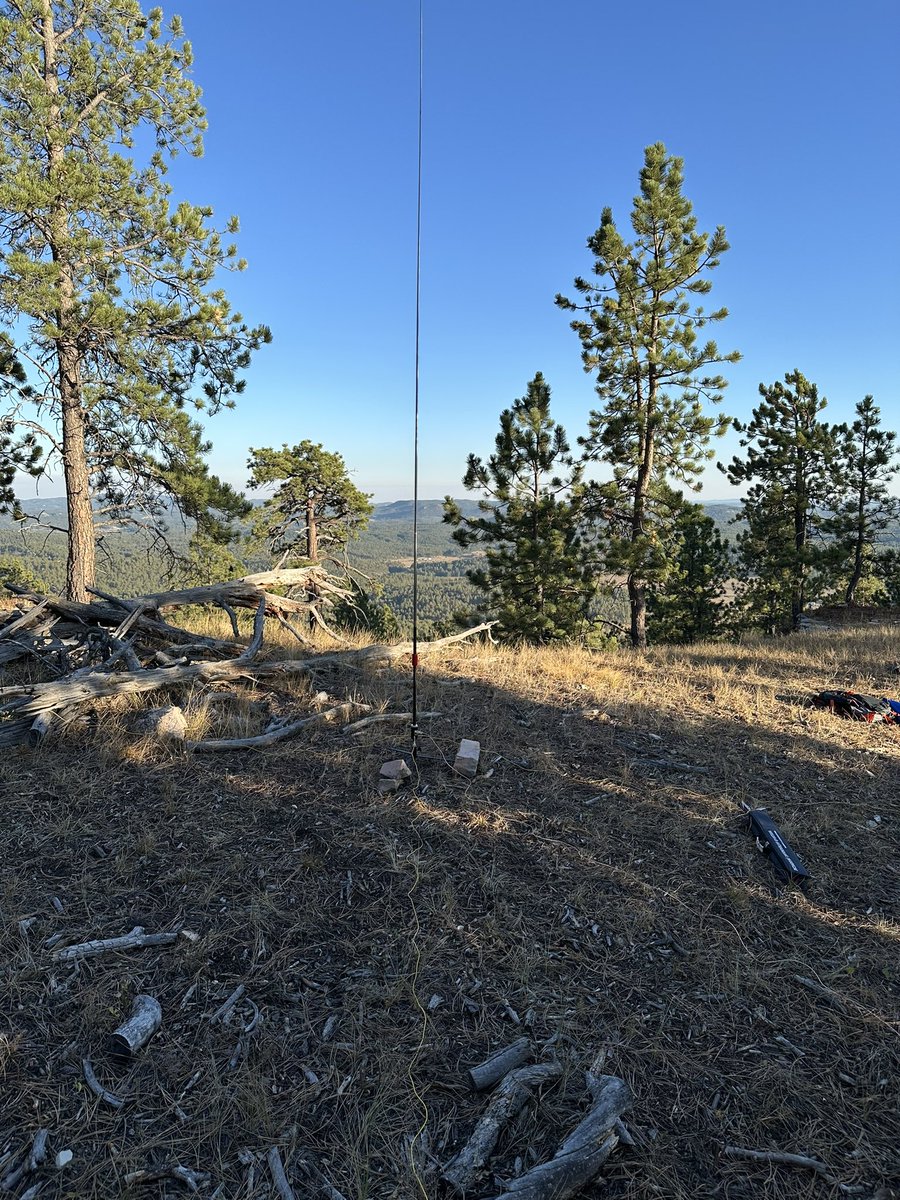 k5zm_'s tweet image. After having activated Bear Mountain (W0D/BB-029) first, I snuck in a quick activation of 6361 (W0D/BB-039). 14 Qs in 20 minutes on 20 CW. If the shadows look long, it’s because they are. Wanted to get back to the Jeep way TF below me before dark, so I bailed at that point.