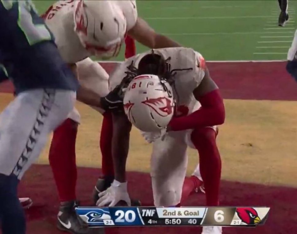 SleeperNFL's tweet image. catches a pass: