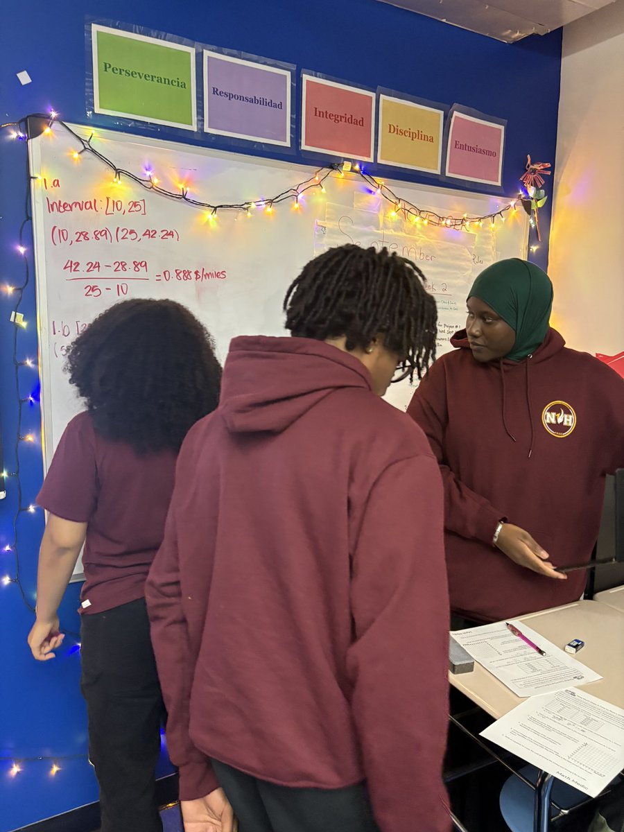 collinsnyc's tweet image. Today’s beauty - #BuildingThinkingClassrooms for the first time ever in #APPreCalculus today. The students loved the collaboration and learned so much!  #Iteachmath