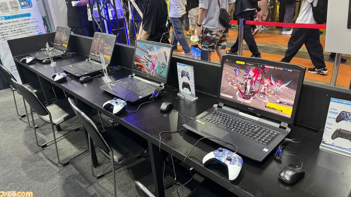 来場者特典でキーボード!? アケコン!? 『星の翼』が目を疑うとんでもない特典を用意。
famitsu.com/article/202509…

・公式Xをフォロー
・『星の翼』を試遊
・メッセージやイラストを描く

これだけで抽選に参加できちまう。最高の体験だ。