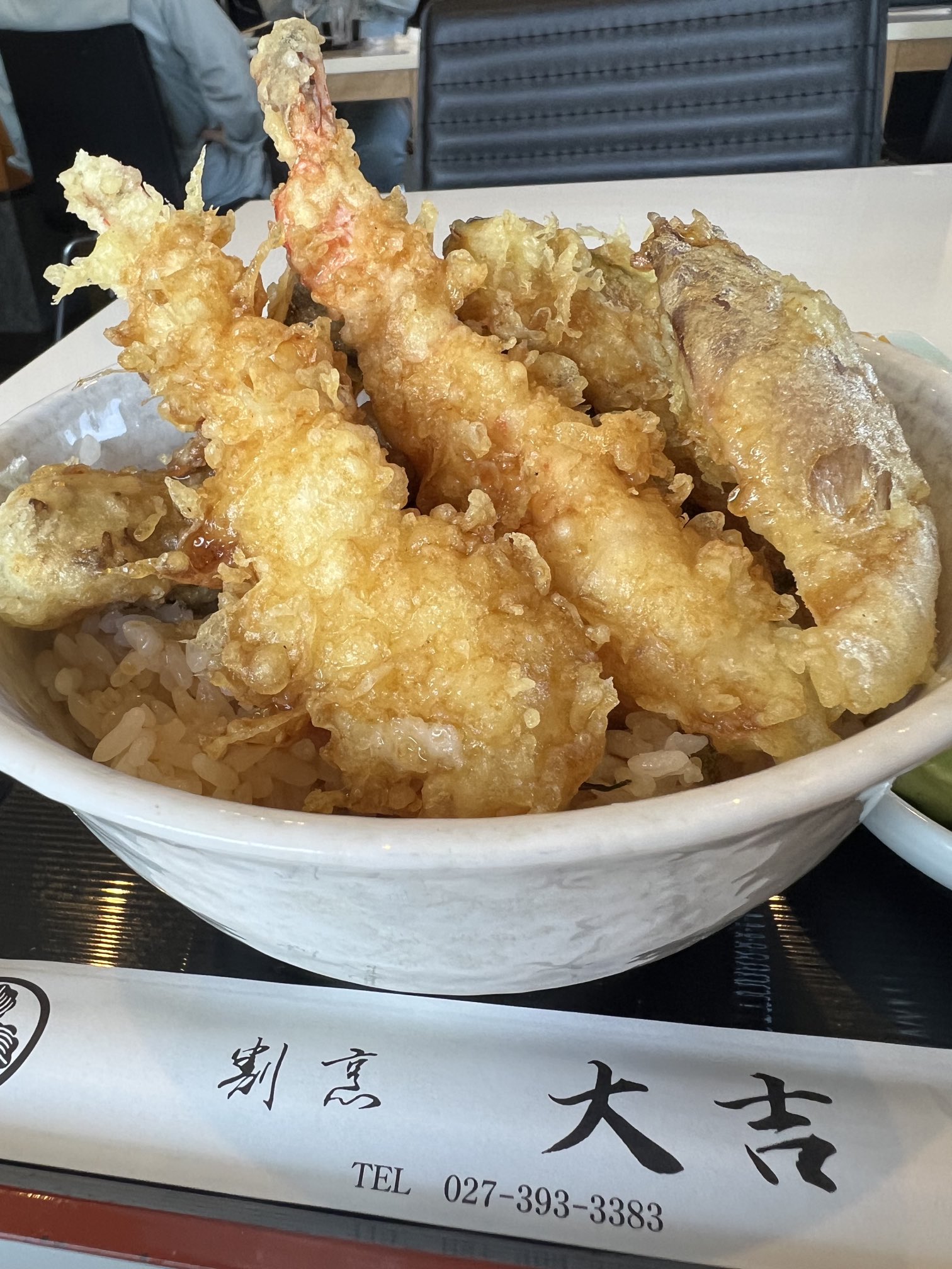 天丼 人気ランチメニューTOP3 ⁡ 第3位 鐘崎産特上穴子箱飯 ⁡ 第2位