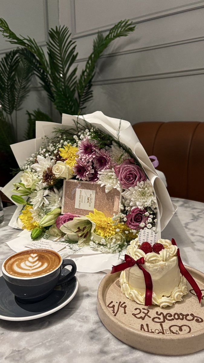 ahad00333's tweet photo. ٤-٤-١٤٤٧هـ❣️ https://t.co/HZYiFA1RaQ