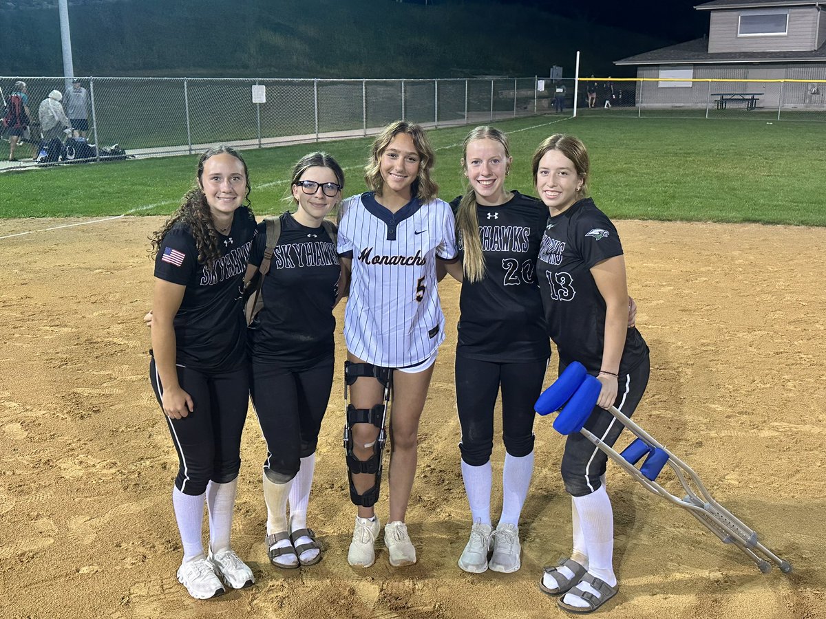 Nothing makes my ❤️ happier than when I’m on the dirt with these ladies! Love you all so much! <a href="/MercyMonarchsSB/">Mercy Monarchs Softball</a> @NEGold_14U <a href="/EXACTSports/">EXACT Sports</a> <a href="/ExtraInningSB/">EXTRA INNING SOFTBALL</a> <a href="/SBRRetweets/">Softball Recruiting Reposts</a> <a href="/maddiefurlong94/">Maddie Furlong</a> <a href="/LeytonMichaelis/">Leyton Michaelis</a> <a href="/SkuttSoftball/">Skutt Catholic Softball</a> <a href="/MidwestPremierS/">Midwest Premier</a>