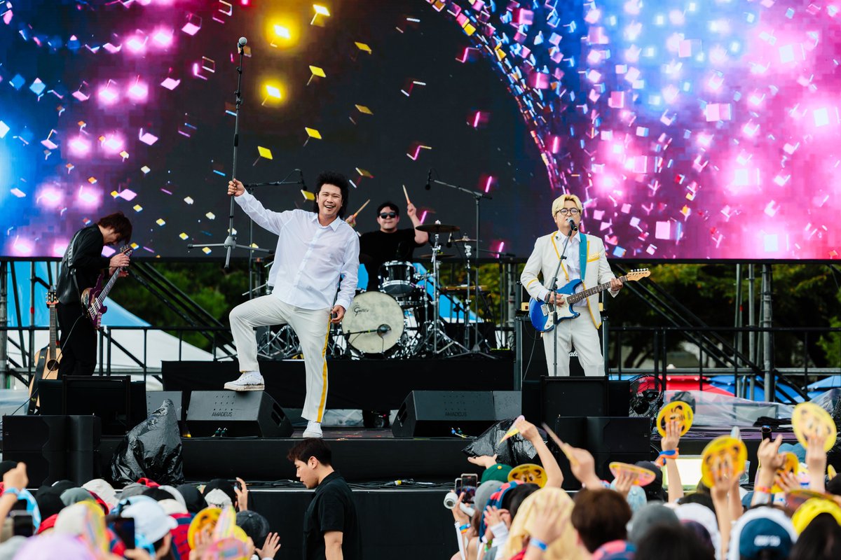 렛츠락 페스티벌 tweet media