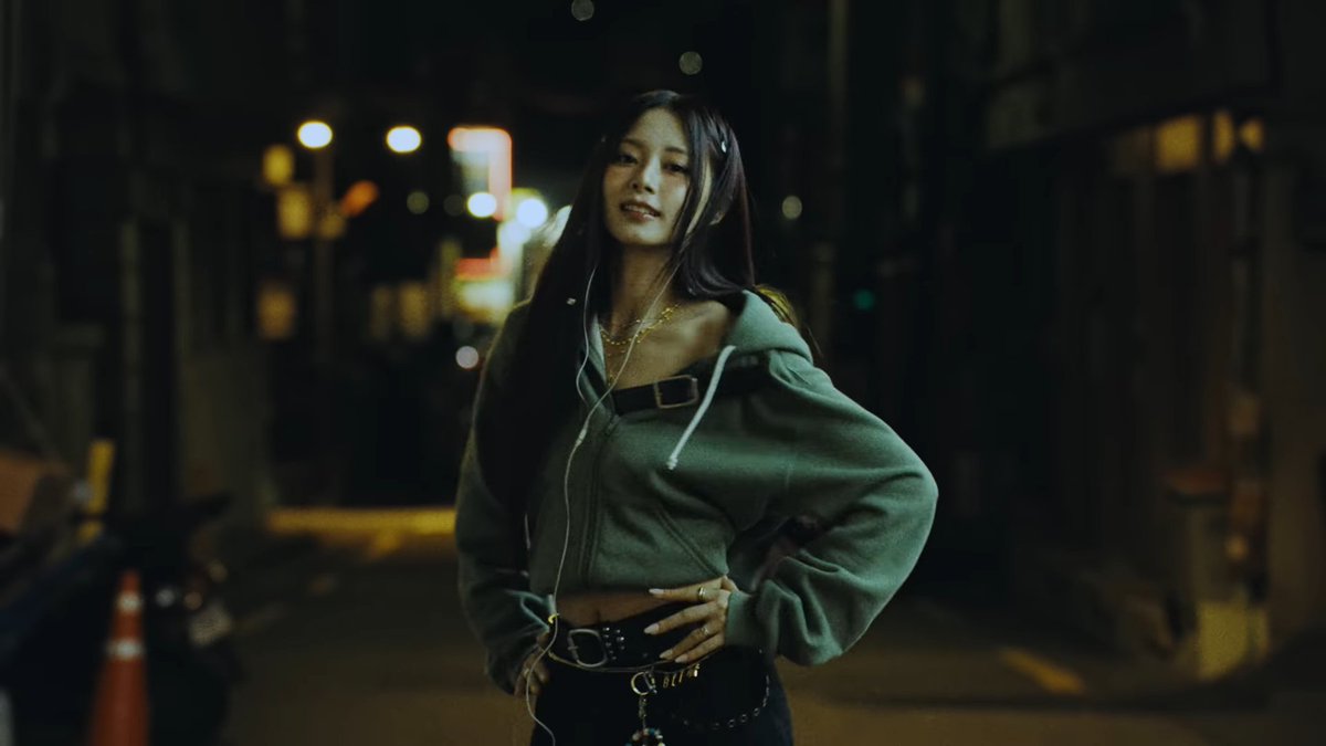CHOU TZUYU OH MY GOD