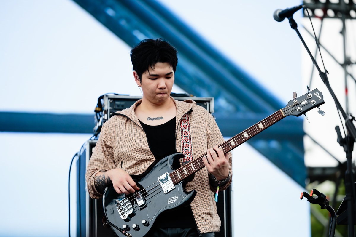 렛츠락 페스티벌 tweet media