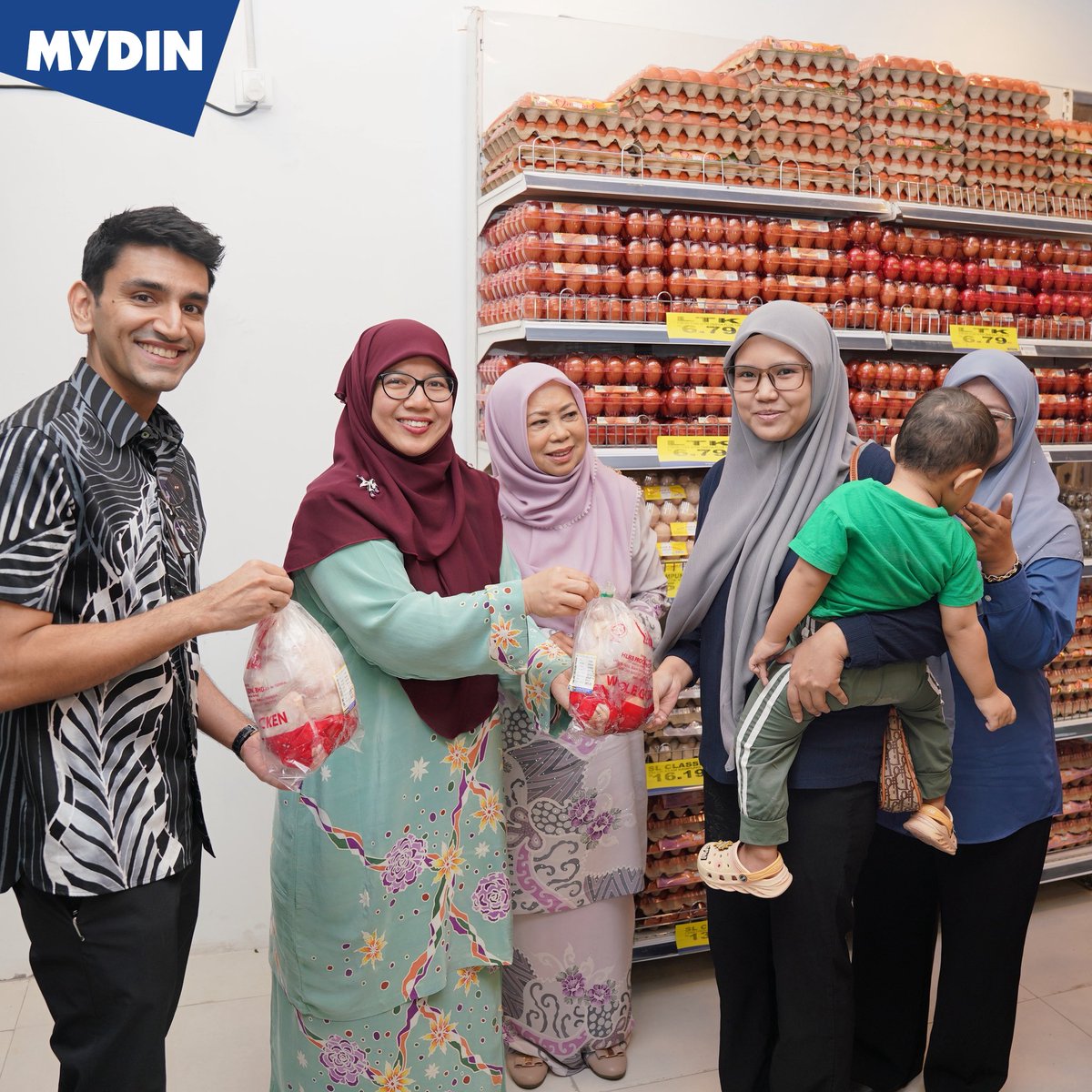 MydinMalaysia's tweet image. Alhamdulillah, MYDIN Mart Olak Lempit, Banting kini telah dibuka! Cawangan tersebut telah dirasmikan oleh YB Puan Anfaal binti Saari, EXCO Pembangunan Wanita &amp;amp; Kebajikan Masyarakat Negeri Selangor.