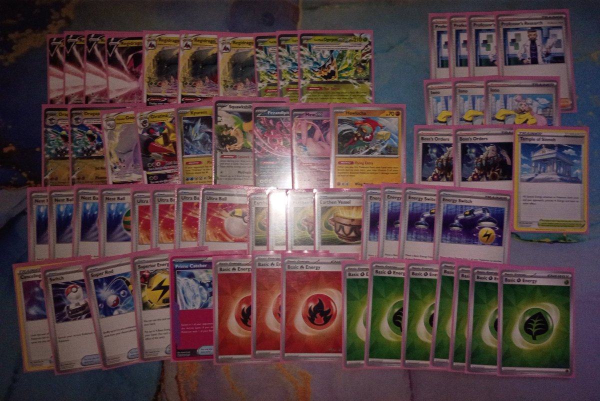 I was also able to get the regidrago vstar wcs deck, I'm pretty sure it's the junior's winning list, I will admit this is ignorance on my part, as I don't really care too much for the other 2 age divisions 😅